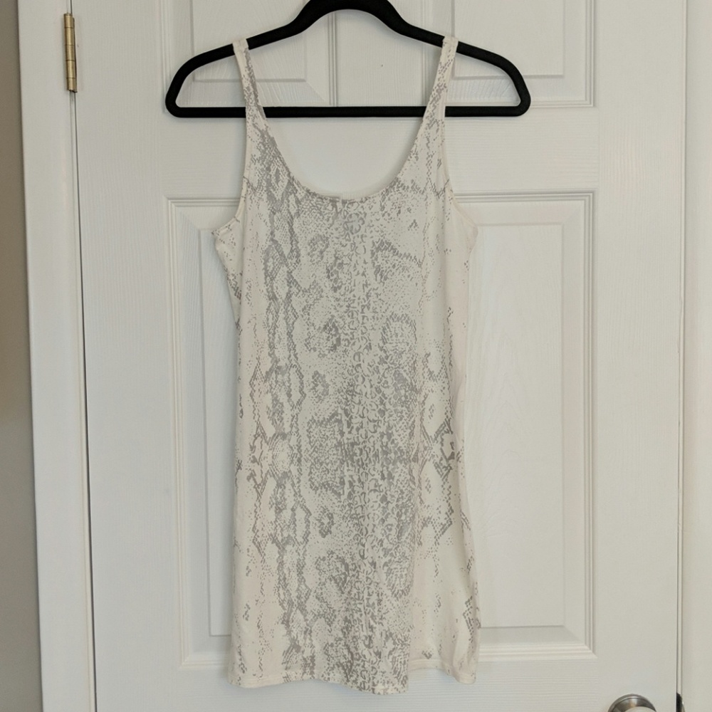 Express Cream Tank Top